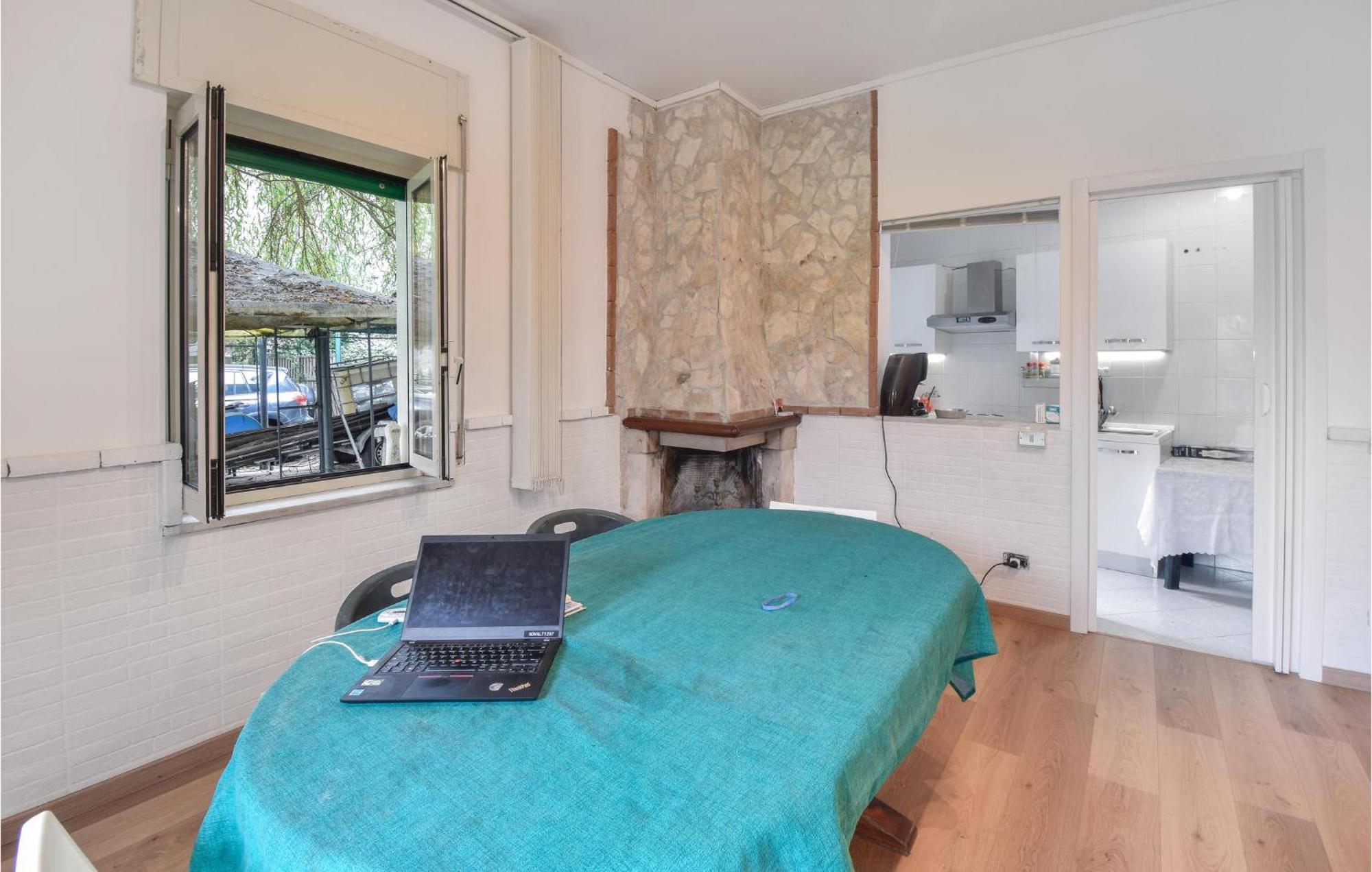 Holiday home 2 Bedroom Cozy In Naples